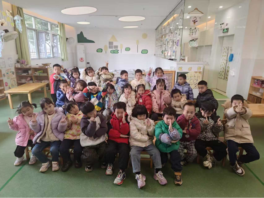 72b836f11a174d10a98ac48b9922a57b.png 72b836f11a174d10a98ac48b9922a57b.png