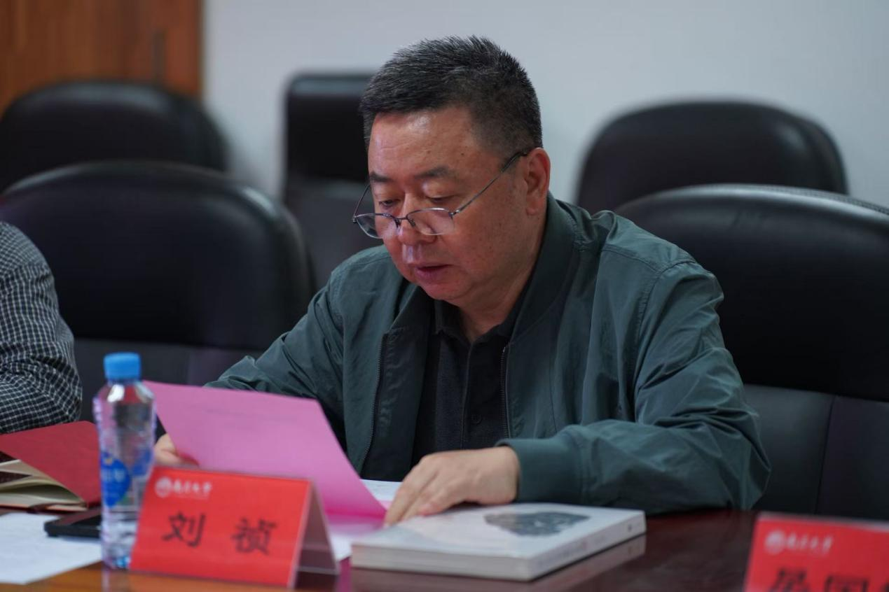 bae2898e2d3740069f76400b8453fc4d.png bae2898e2d3740069f76400b8453fc4d.png